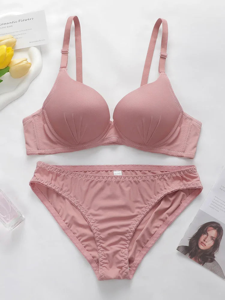 Solid Underwire Lingeire Set
